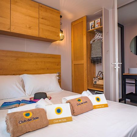 Club Del Sole Stork Family Collection Hotell Giulianova Exteriör bild